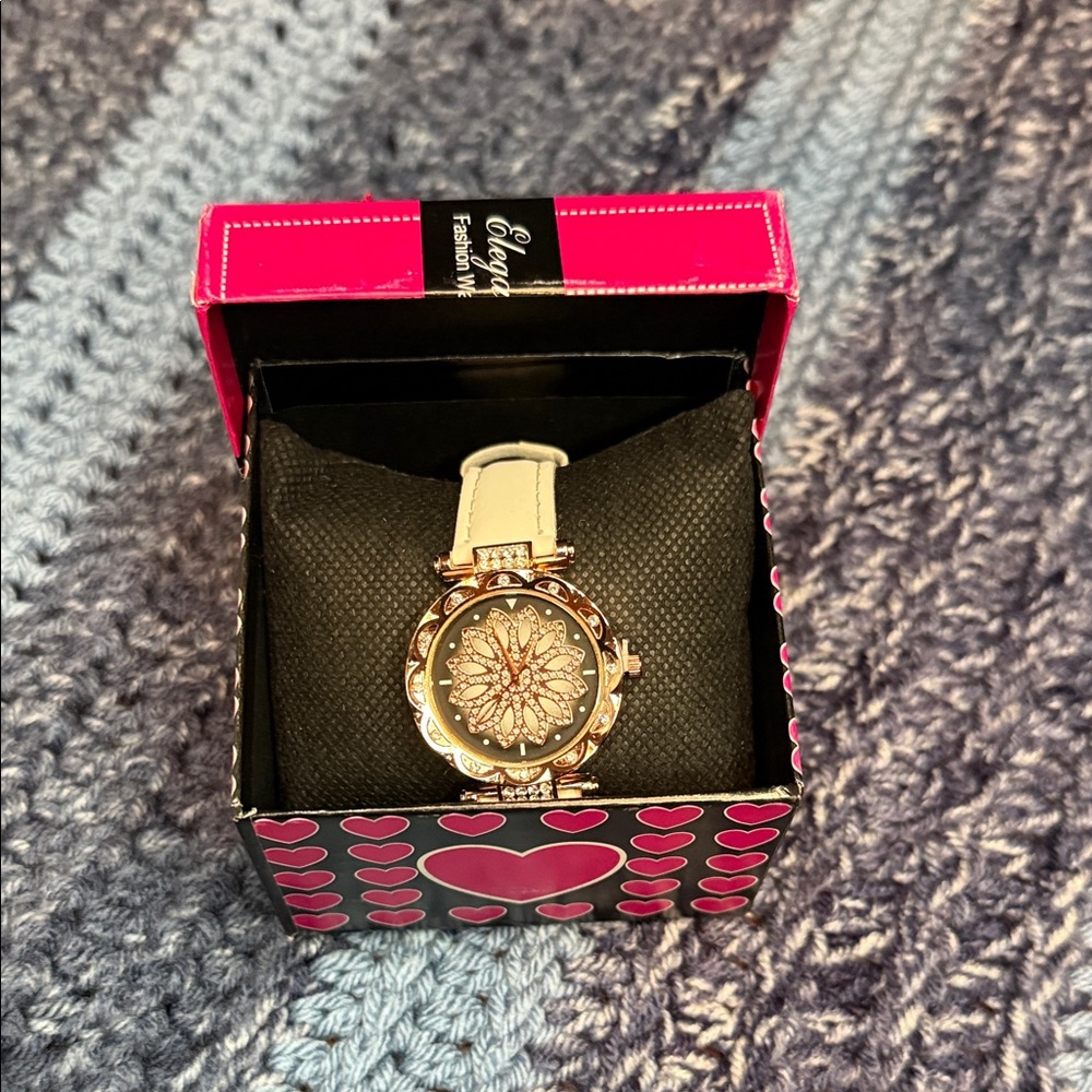 Elegant Rose Gold Watch with White Strap